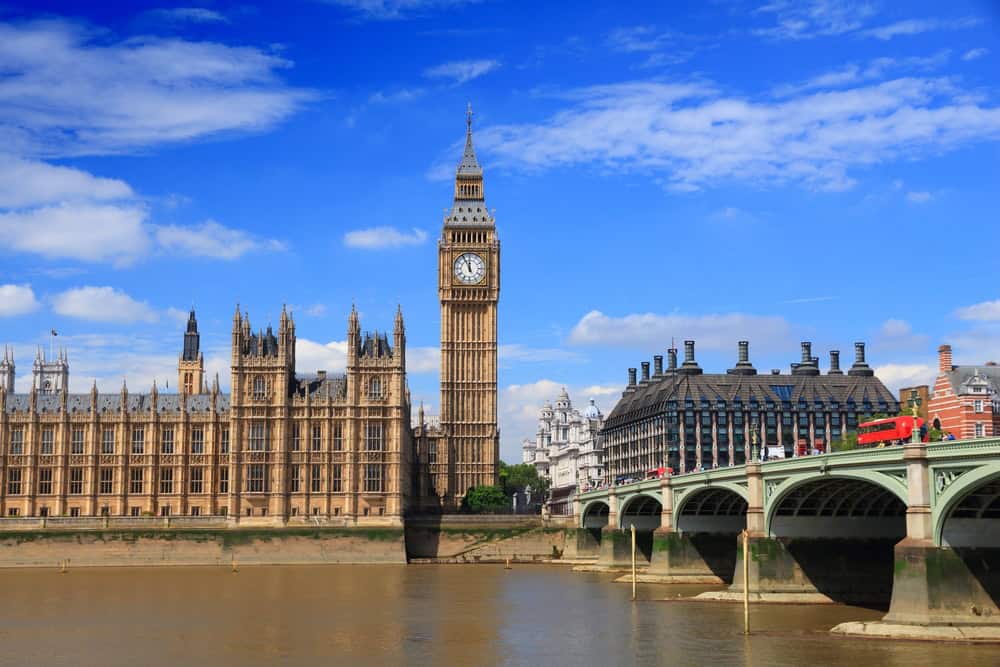Discover Historical Landmarks at No Cost