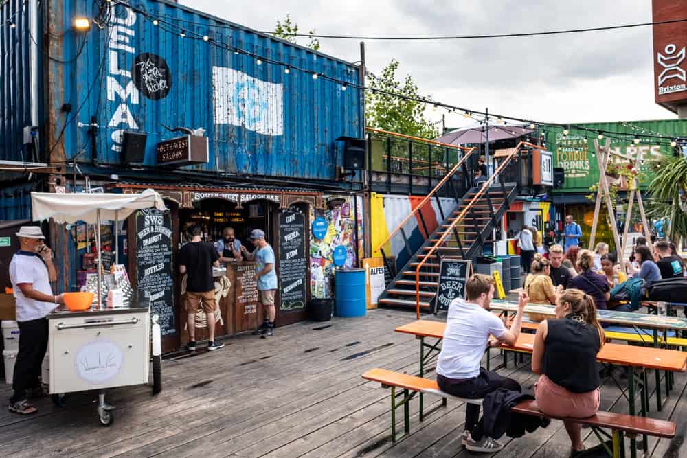 Iconic Night Markets and Street Food Spots