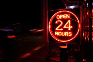 Late-Night Eats: Where to Find Food in London After Hours