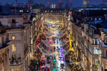 When Will Oxford Street's Christmas Lights Turn On in 2025?