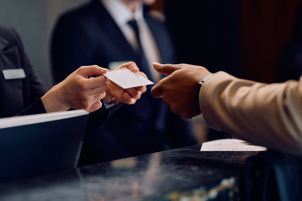 What’s the Average Check-In Time in London Hotels?